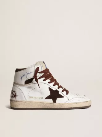 Sky-Star para mujer en piel napa blanca con estrella de ante color chocolate