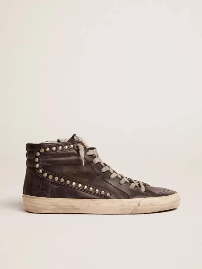 Slide negro con tachuelas para hombre Slide negro con tachuelas para hombre