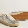 Soul Star en piel plateada metalizada con lengüeta trasera en piel blanca Soul Star en piel plateada metalizada con lengüeta trasera en piel blanca