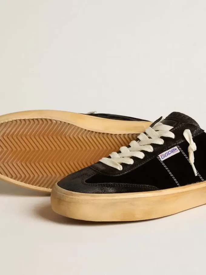Soul Star para hombre en terciopelo negro con lengüeta del talón en cuero blanco Soul Star para hombre en terciopelo negro con lengüeta del talón en cuero blanco