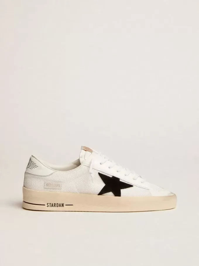Stardan con inserciones de cuero blanco y malla y estrella de ante negro
