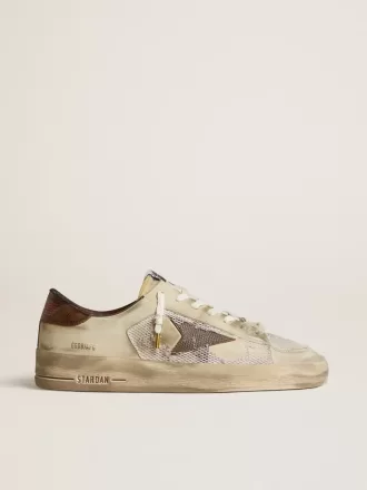 Stardan en nubuck y malla con estrella de piel marrón con estampado de lagarto