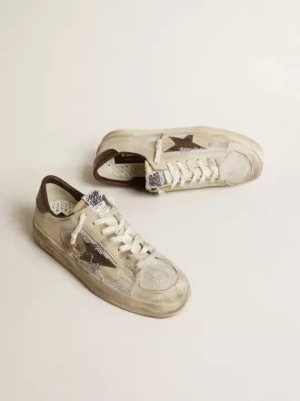 Stardan en nubuck y malla con estrella de piel marrón con estampado de lagarto