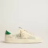 Stardan en piel napa blanca con estrella de piel color crema Stardan en piel napa blanca con estrella de piel color crema