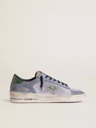 Stardan para hombre en ante azul claro con estrella y lengüeta en el talón de cuero verde