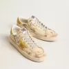 Stardan para hombre en piel beige con estrella y lengüeta en el talón en nubuck color miel