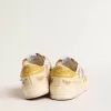 Stardan para hombre en piel beige con estrella y lengüeta en el talón en nubuck color miel