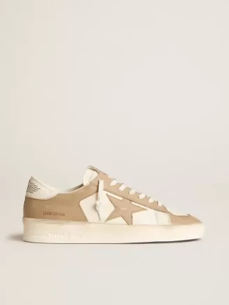 Stardan para hombre en piel blanca y beige con estrella beige y lengüeta trasera blanca Stardan para hombre en piel blanca y beige con estrella beige y lengüeta trasera blanca