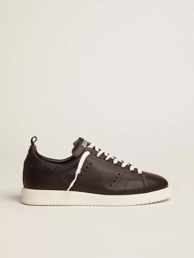 Starter para hombre en piel con estrella en la lengüeta del talón Starter para hombre en piel con estrella en la lengüeta del talón