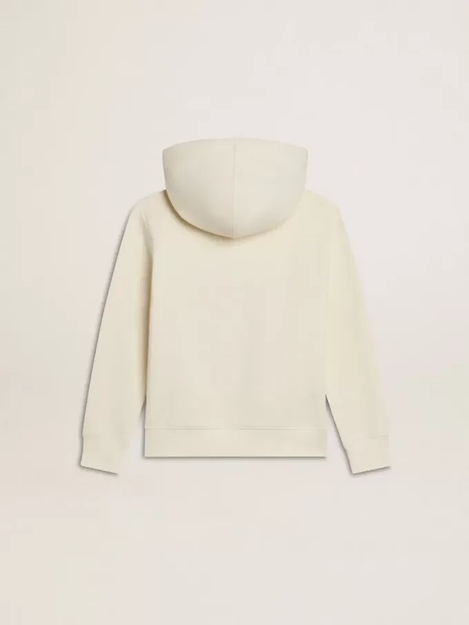 Sudadera con capucha en blanco desgastado con bordado dorado en la parte delantera.