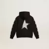 Sudadera con capucha para niño en color negro con estrellas plateadas en contraste