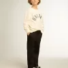Sudadera en blanco desgastado con letras doradas multicolores en la parte delantera Sudadera en blanco desgastado con letras doradas multicolores en la parte delantera