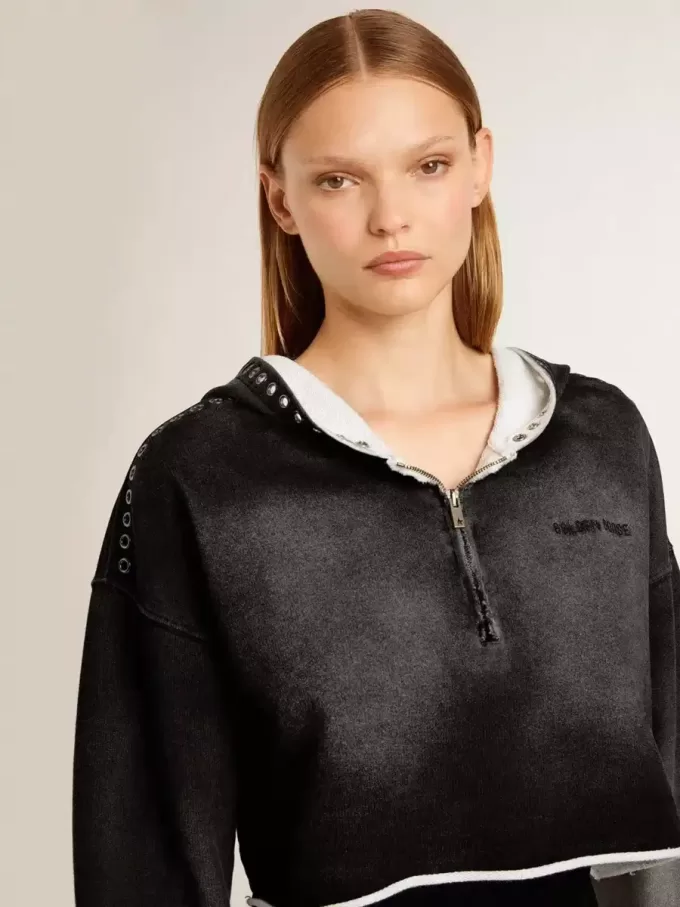 Sudadera gris recortada con efecto desgastado Sudadera gris recortada con efecto desgastado
