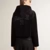 Sudadera negra de chenilla para mujer con bordado en la espalda Sudadera negra de chenilla para mujer con bordado en la espalda