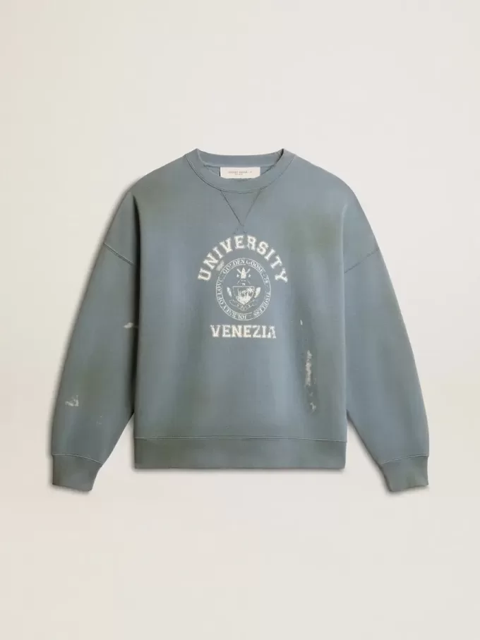 Sudadera oversize en azul celeste con acabado desgastado Sudadera oversize en azul celeste con acabado desgastado