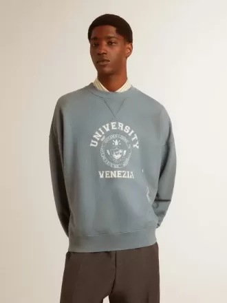 Sudadera oversize en azul celeste con acabado desgastado