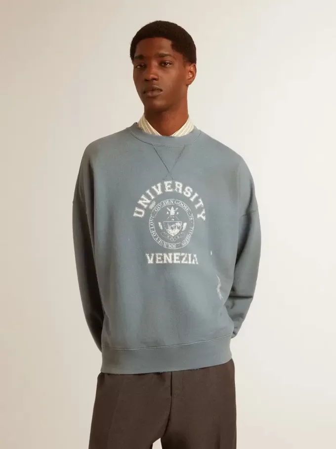 Sudadera oversize en azul celeste con acabado desgastado Sudadera oversize en azul celeste con acabado desgastado