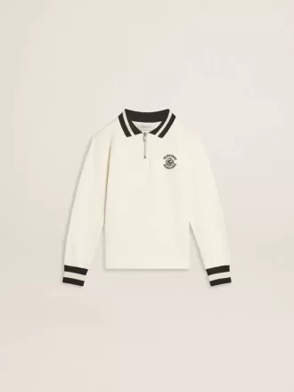 Sudadera polo infantil de algodón blanco con bordado en el pecho y estampado en la espalda Sudadera polo infantil de algodón blanco con bordado en el pecho y estampado en la espalda