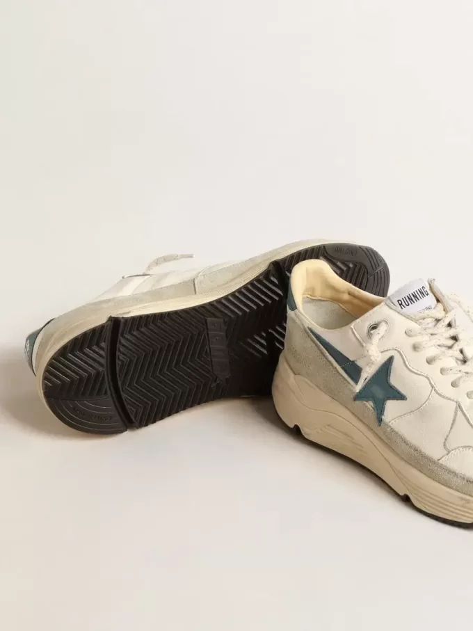 Suela Running en napa con estrella de cuero azul e inserción de ante Suela Running en napa con estrella de cuero azul e inserción de ante