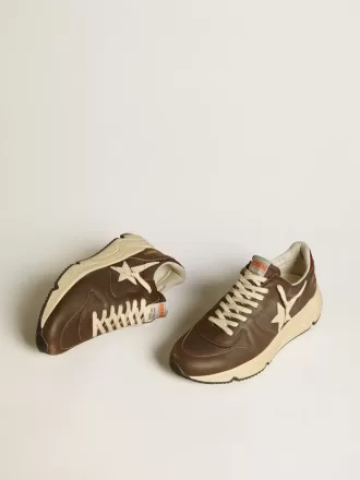 Suela Running Sole de nailon y piel con estrella de TPU y lengüeta de nubuck en el talón