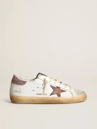 Super-Star con estrella marrón claro y talón con purpurina rosa