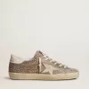 Super-Star en ante beige y cristales multicolores con estrella y lengüeta del talón en piel color crema Super-Star en ante beige y cristales multicolores con estrella y lengüeta del talón en piel color crema