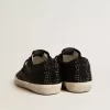 Super-Star en ante negro con cristales Swarovski y estrella de ante negro Super-Star en ante negro con cristales Swarovski y estrella de ante negro