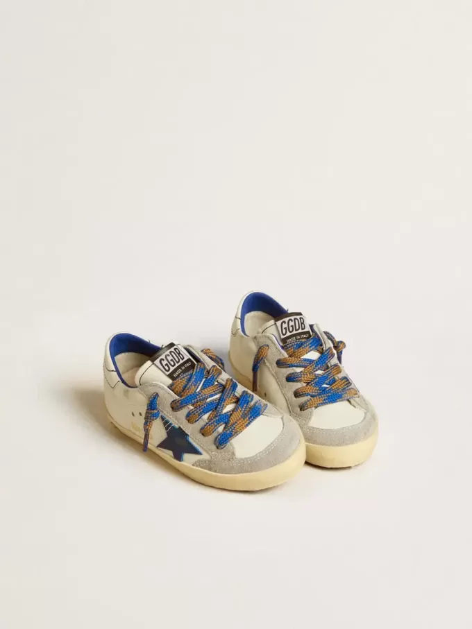 Super-Star Junior con estrella de piel azul e inserciones de ante gris hielo