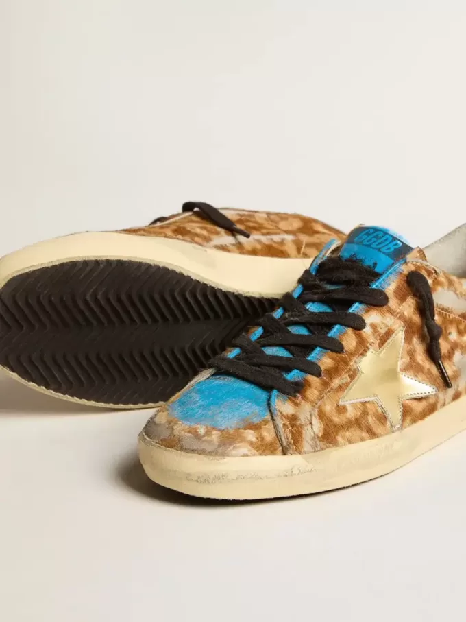 Super-Star LAB para hombre en piel de potro con estampado de leopardo, estrella dorada y lengüeta gris en el talón Super-Star LAB para hombre en piel de potro con estampado de leopardo, estrella dorada y lengüeta gris en el talón