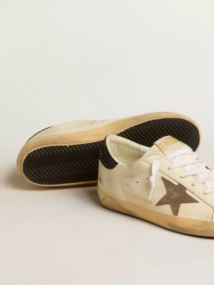 Super-Star LTD con estrella de cuero laminado y lengüeta del talón con purpurina negra Super-Star LTD con estrella de cuero laminado y lengüeta del talón con purpurina negra