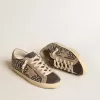 Super-Star LTD en nubuck gris con perlas Swarovski y estrella de ante Super-Star LTD en nubuck gris con perlas Swarovski y estrella de ante
