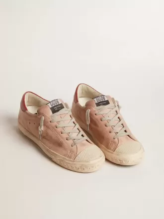Super-Star LTD en nubuck rosa con estrella perforada y lengüeta de cuero en el talón Super-Star LTD en nubuck rosa con estrella perforada y lengüeta de cuero en el talón