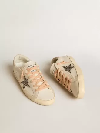 Super-Star LTD en piel con estrella de ante beige con tachuelas Swarovski Super-Star LTD en piel con estrella de ante beige con tachuelas Swarovski