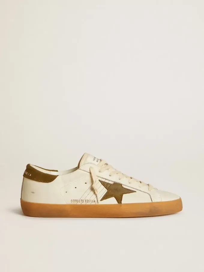 Super-Star LTD para hombre con estrella y lengüeta en el talón de nubuck verde militar