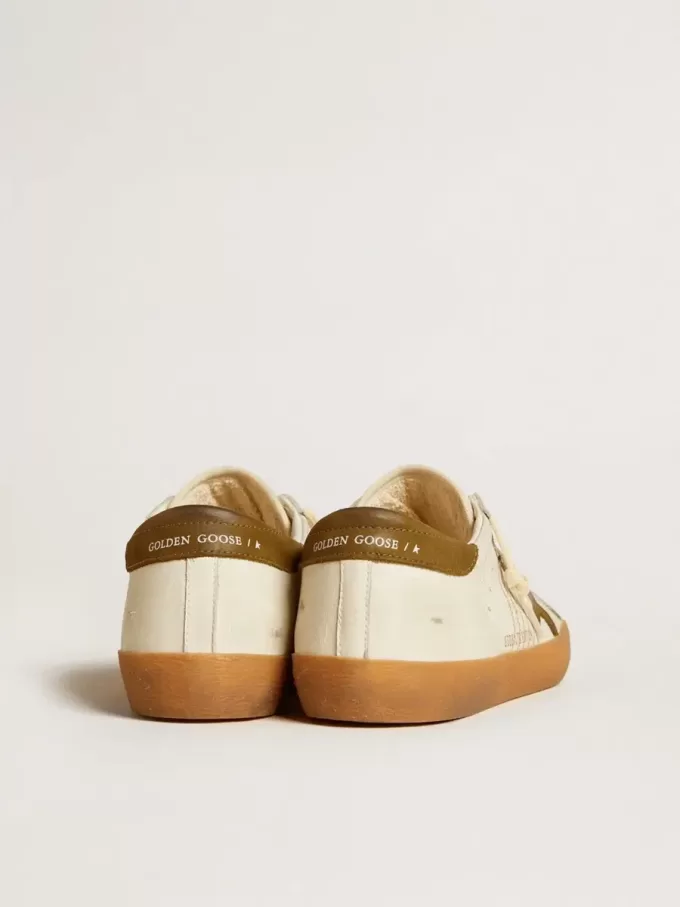 Super-Star LTD para hombre con estrella y lengüeta en el talón de nubuck verde militar