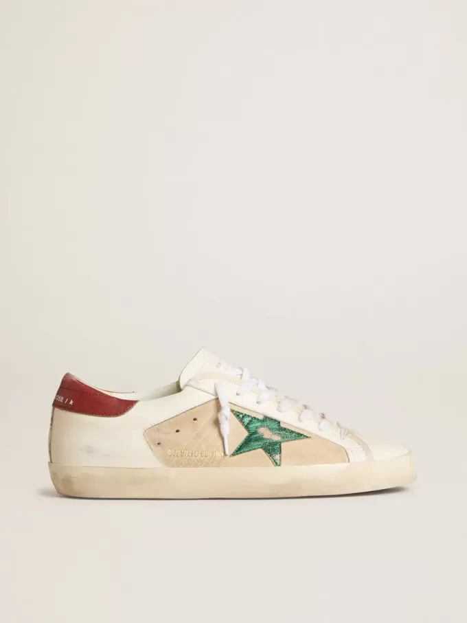 Super-Star LTD para hombre en ante con estrella metálica verde y lengüeta roja en el talón Super-Star LTD para hombre en ante con estrella metálica verde y lengüeta roja en el talón