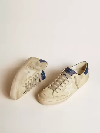 Super-Star LTD para hombre en nubuck con estrella de cuero blanco y lengüeta azul en el talón Super-Star LTD para hombre en nubuck con estrella de cuero blanco y lengüeta azul en el talón