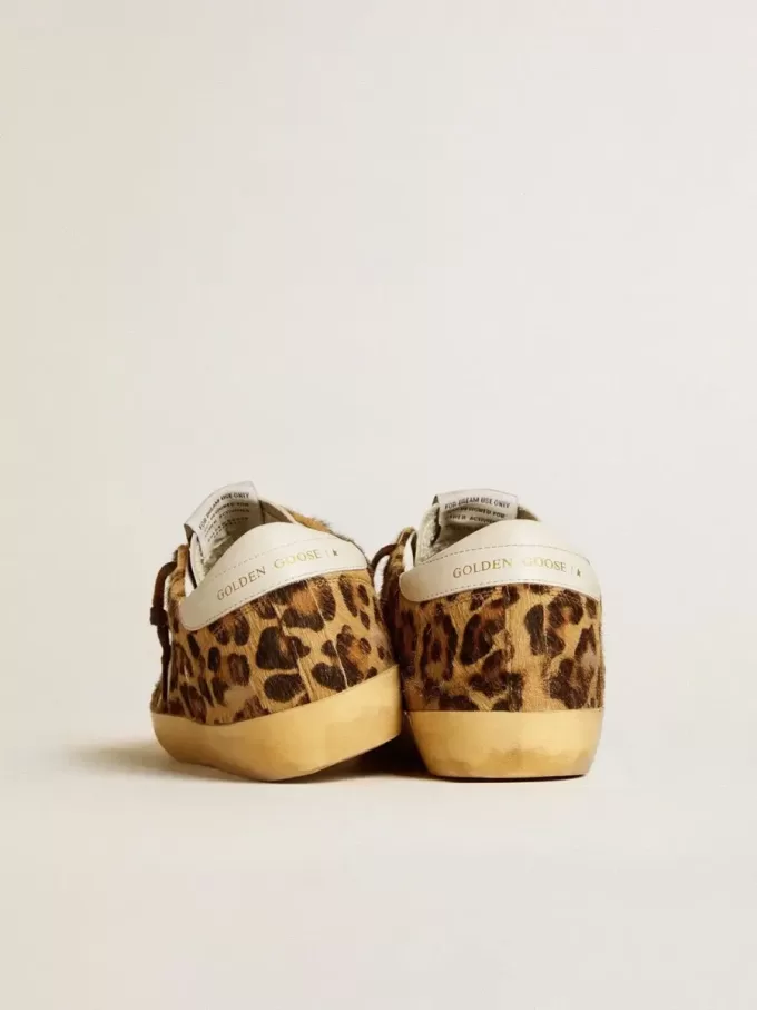 Super-Star LTD para mujer en piel de potro con estampado de leopardo, estrella de piel y lengüeta en el talón Super-Star LTD para mujer en piel de potro con estampado de leopardo, estrella de piel y lengüeta en el talón