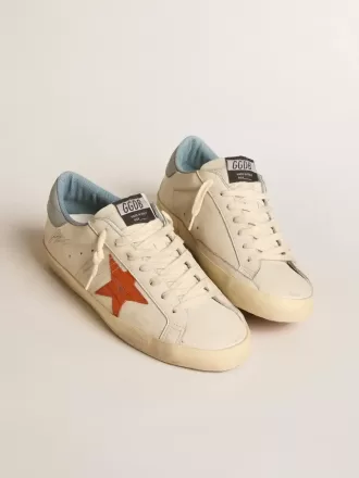 Super-Star para hombre con estrella con estampado de cocodrilo y lengüeta azul plateada en el talón Super-Star para hombre con estrella con estampado de cocodrilo y lengüeta azul plateada en el talón