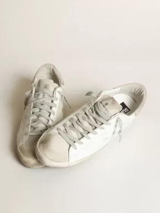 Super-Star para hombre con estrella perforada y lengüeta gris hielo en el talón Super-Star para hombre con estrella perforada y lengüeta gris hielo en el talón