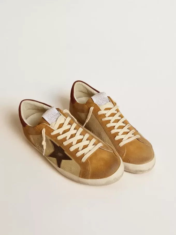 Super-Star para hombre en ante beige y caramelo con estrella de piel craquelada negra