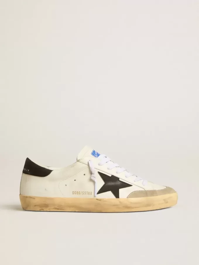 Super-Star para hombre en blanco de origen biológico con estrella y lengüeta en el talón en negro
