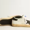 Super-Star para hombre en blanco de origen biológico con estrella y lengüeta en el talón en negro