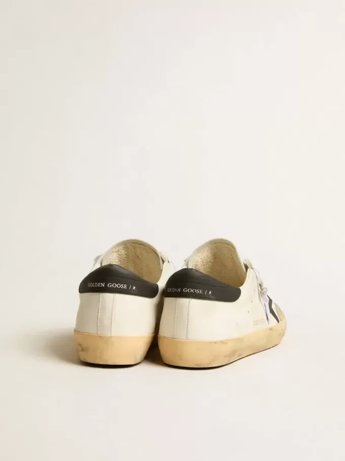 Super-Star para hombre en blanco de origen biológico con estrella y lengüeta en el talón en negro