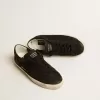Super-Star para hombre en nubuck negro con estrella perforada y lengüeta del talón en nubuck negro Super-Star para hombre en nubuck negro con estrella perforada y lengüeta del talón en nubuck negro