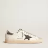 Super-Star para hombre en piel blanca con estrella de nubuck negro y lengüeta del talón en piel metalizada plateada Super-Star para hombre en piel blanca con estrella de nubuck negro y lengüeta del talón en piel metalizada plateada
