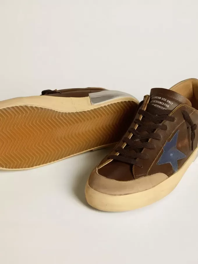 Super-Star para hombre en piel con estrella de piel azul y lengüeta del talón en nubuck beige Super-Star para hombre en piel con estrella de piel azul y lengüeta del talón en nubuck beige