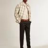 Super-Star para hombre en piel roja con estrella y lengüeta en el talón en nubuck color crema Super-Star para hombre en piel roja con estrella y lengüeta en el talón en nubuck color crema