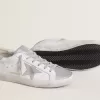 Super-Star para mujer con estrella de ante gris e inserciones plateadas brillantes Super-Star para mujer con estrella de ante gris e inserciones plateadas brillantes