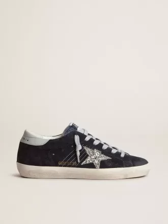 Super-Star para mujer en ante azul, estrella plateada brillante y lengüeta de cuero en el talón